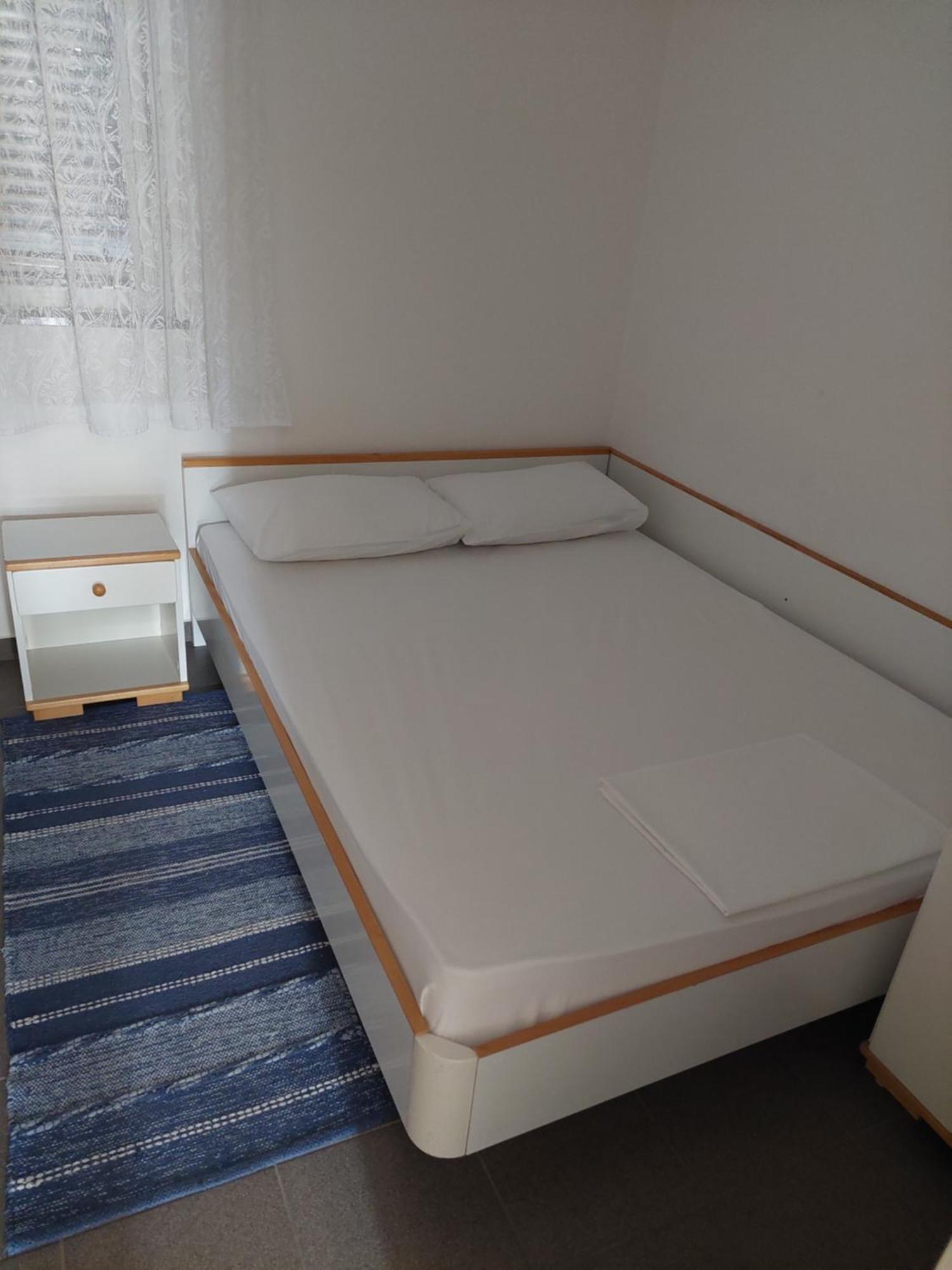 Apartments Delfin Posedarje Eksteriør billede